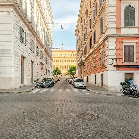 Aurelian Crown Luxury - Center Apartment