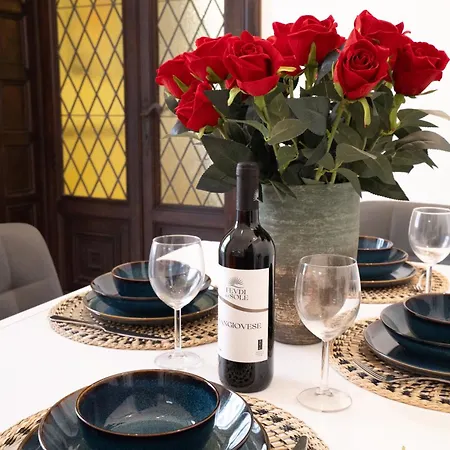 Aurelian Luxury Apartment Rome Center *
